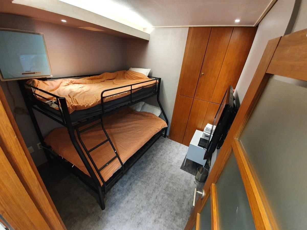 Dalgona Guesthouse Сеул Экстерьер фото